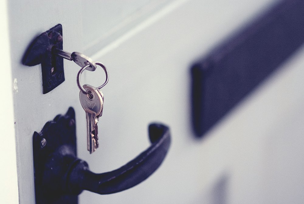 keys in front door