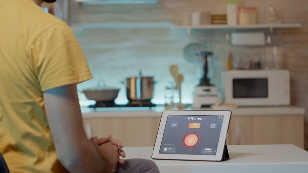 managing smart home through a tablet